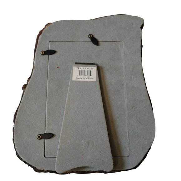 The Keepsake House Sports Resin Collection 4 X 6 Fishing Basket 3D Frame - Picture 5 of 6